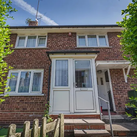 Вилла Entire 4-Bed House & Parking, Steps From Icc & Utilita Arena Birmingham & Broad Street Экстерьер фото